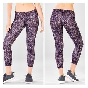 FABLETICS - High-Waisted Foldover PureLuxe Capri